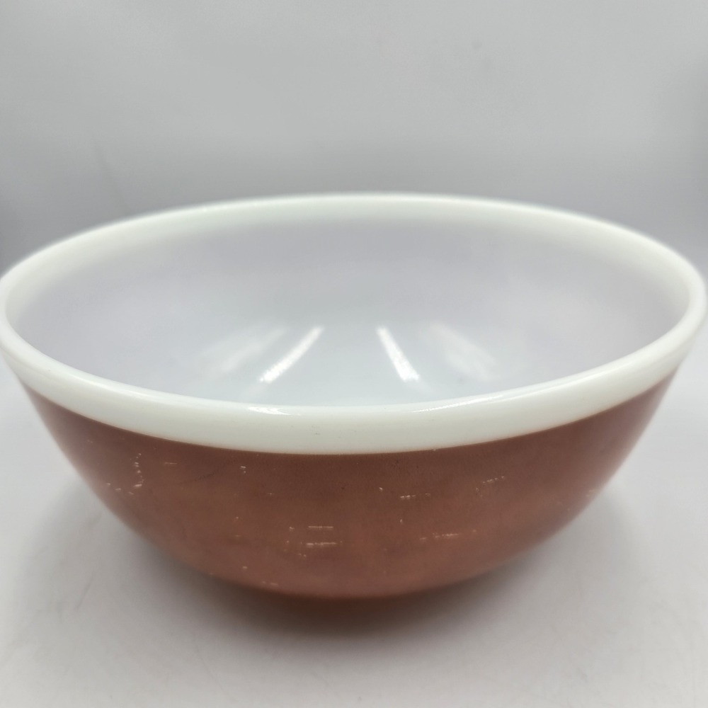 Vintage Pyrex Americana 4 Qt. Mixing Nesting Bowl 404 Fall Brown White Rim 10.5"
